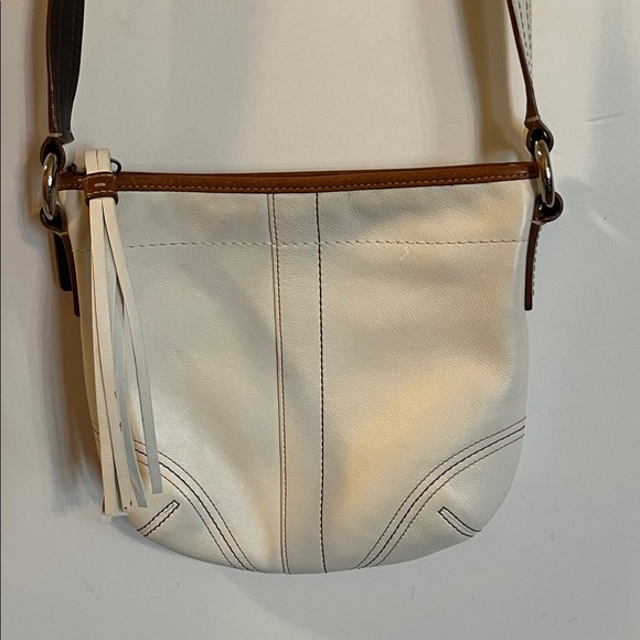 Coach Cream Leather SoHo Shoulder Bag - Picture 1 of 9